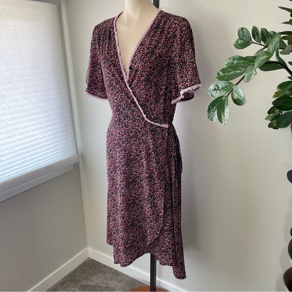 Missguided Plus Floral Wrap Dress Long Midi Length Waist Tie Lace Size 14 - Picture 6 of 8